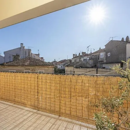 Tesla With Sea View *