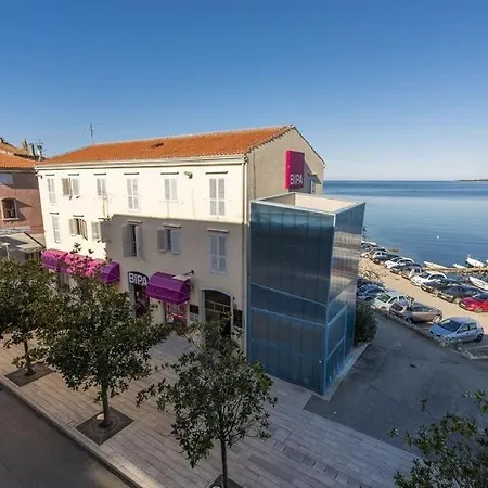 דירה Tesla With Sea View פורץ