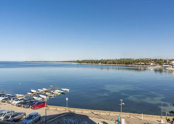 Apartamento Tesla With Sea View Poreč