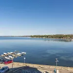 Apartament Tesla With Sea View Poreč