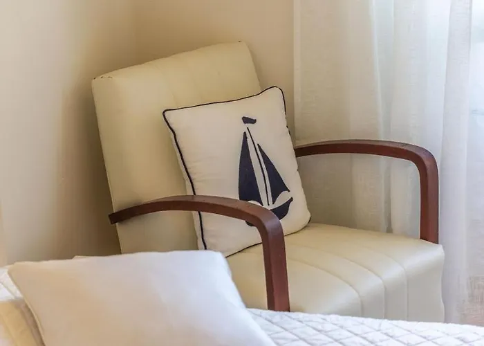 Tesla With Sea View Poreč