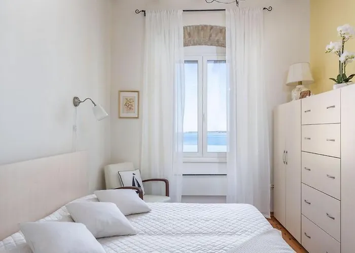 Apartmán Tesla With Sea View *